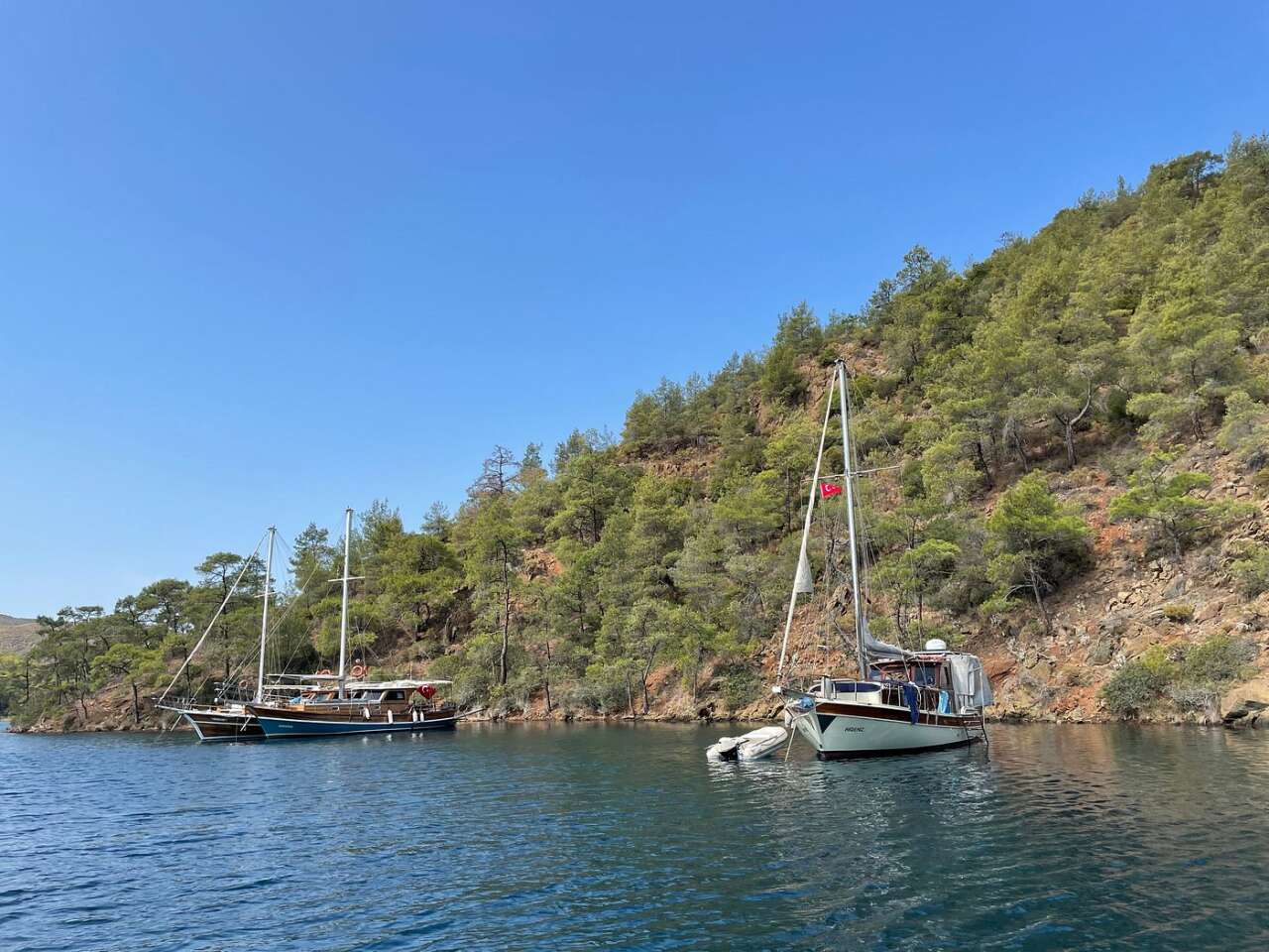 Göcek Ayten Koyu’ndaki Yat/Tekne Bağlama İskelesi Projesi Halkın Görüşüne Açıldı 4